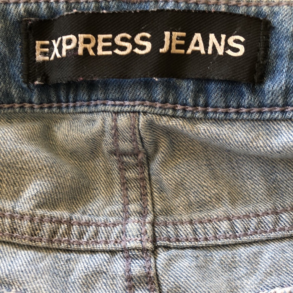 Express distressed jean shorts w/ striped pockets - Picture 6 of 7